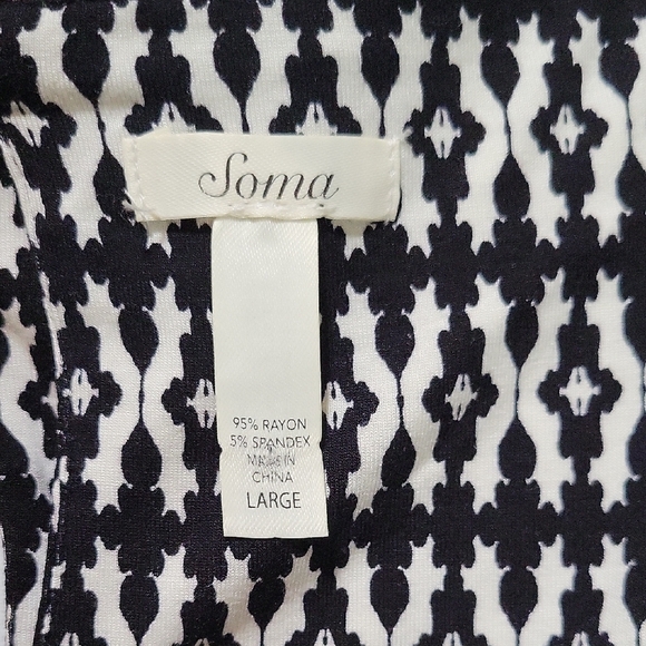 Soma Black and White Geometric Patterned Dress - Picture 4 of 4